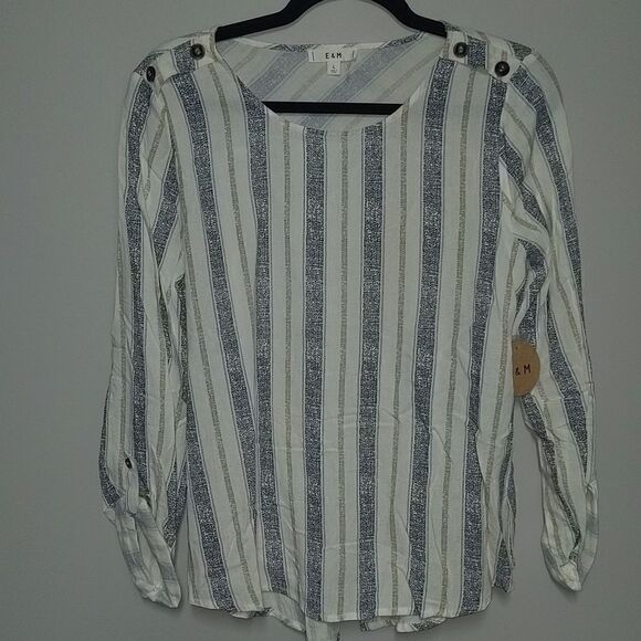 NWT E&M Blouse    - Picture 1 of 6